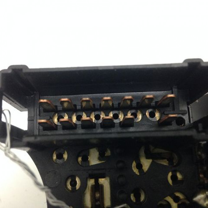 Commande clignotant occasion RENAULT CLIO CAMPUS II Phase 1 07-2006->07-2009 1.5 DCI 70ch 7701066570 3