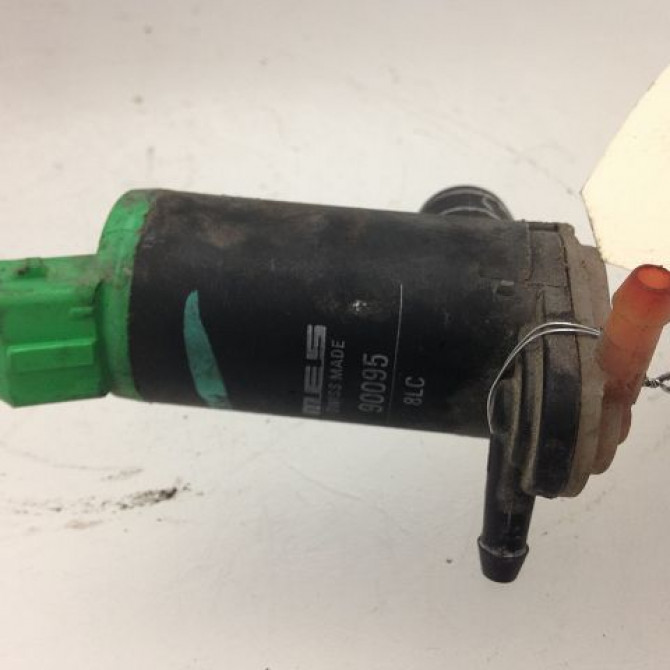 Pompe lave-glace avant occasion CITROEN XANTIA Phase 2 12-1997->06-2001 2.0 HDi 110ch 643460 2