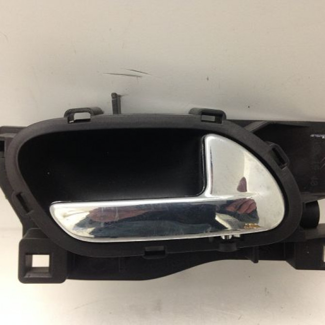 Poignee int porte avd occasion CITROEN C4 I Phase 1 11-2004->07-2008 1.6 HDi 110ch 914493 1