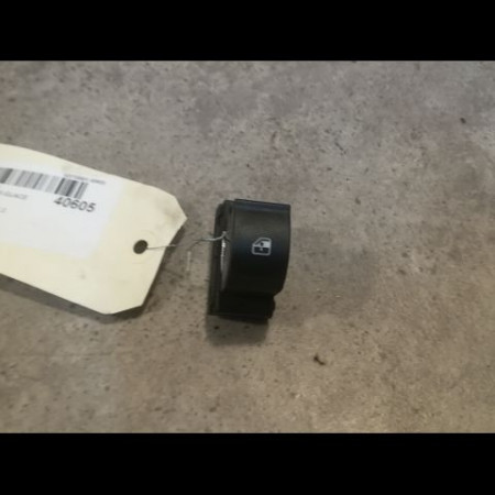 Commande lève-glace porte avant droite occasion FIAT PUNTO EVO III Phase 1 10-2009->12-2013 1.3 MULTIJET 75ch 735500049