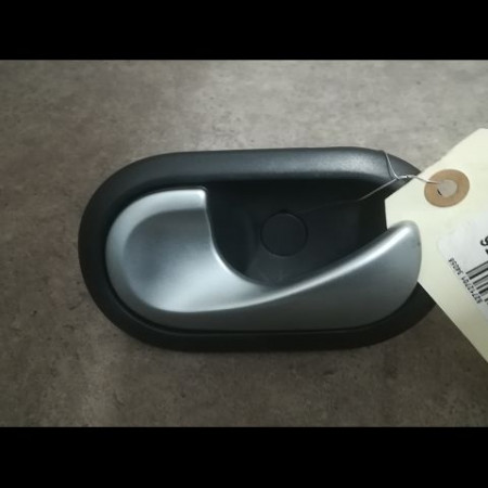 Poignee int porte avg occasion RENAULT CLIO III Phase 1 09-2005->03-2009 1.5 DCI 85ch 8200730864