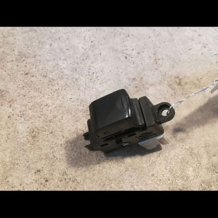 Commande lève-glace porte avant droite occasion NISSAN MICRA III Phase 3 11-2007->11-2010 1.4i 88ch 25411AX610