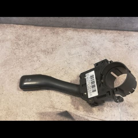 Commande clignotant occasion VOLKSWAGEN PASSAT IV Phase 2 10-2000->03-2005 8L0953513S01C