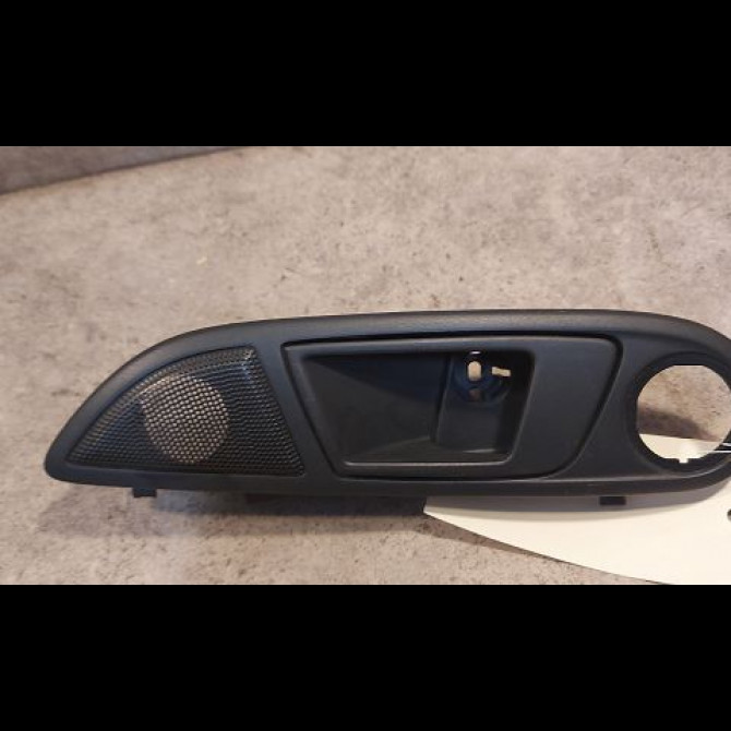 Poignee int porte avg occasion FORD FIESTA VI Phase 1 10-2008->11-2012 1.2i 60ch Ambiente 1686126 1