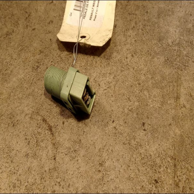 Pedale de frein occasion RENAULT MEGANE I Phase 2 03-1999->06-2003 1.6 16v 7700431118 1