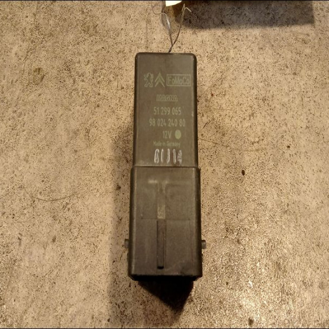 Boitier de préchauffage occasion CITROEN DS3 Phase 1 04-1995->04-1999 1.6 E-HDI 90ch 1