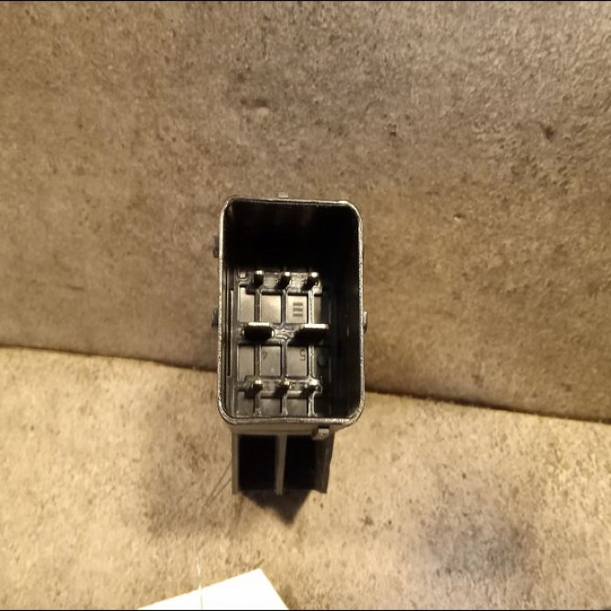 Boitier de préchauffage occasion CITROEN DS3 Phase 1 04-1995->04-1999 1.6 E-HDI 90ch 2