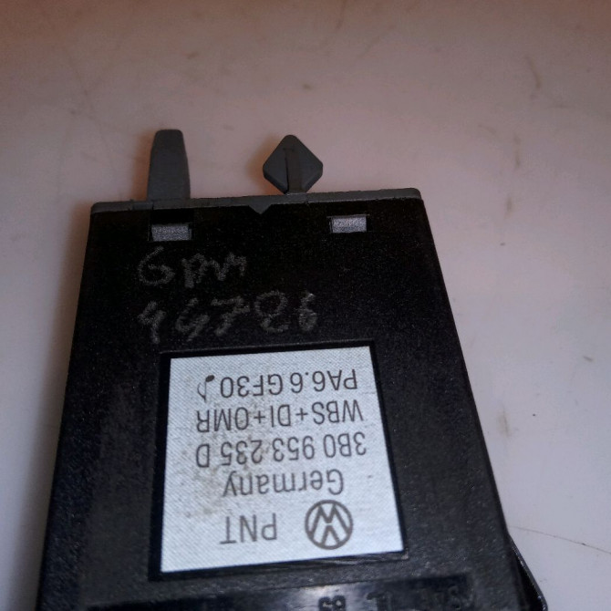 Bouton de warning occasion VOLKSWAGEN PASSAT IV Phase 2 10-2000->03-2005 1.9 TDI 130ch 3B0953235D01C 3