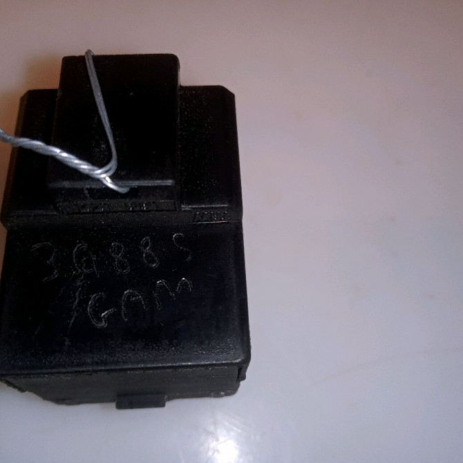 Commande leve-glace porte arrière droite occasion NISSAN TERRANO I 2542186J00 3