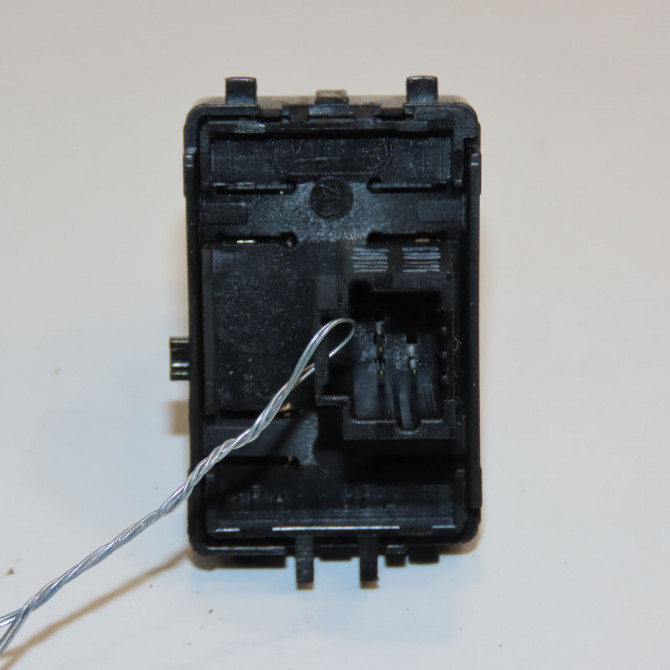 Commande leve-glace porte arrière gauche occasion RENAULT SCENIC III Phase 2 12-2011->03-2013 1.6 DCI 130ch 254010003R 2