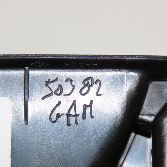 Commande leve-glace porte arrière droite occasion RENAULT CLIO V 254218388R 6