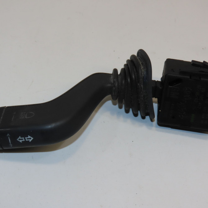 Commande clignotant occasion OPEL MERIVA I Phase 1 04-2003->12-2005 1.3 CDTI 70ch 9185414 1