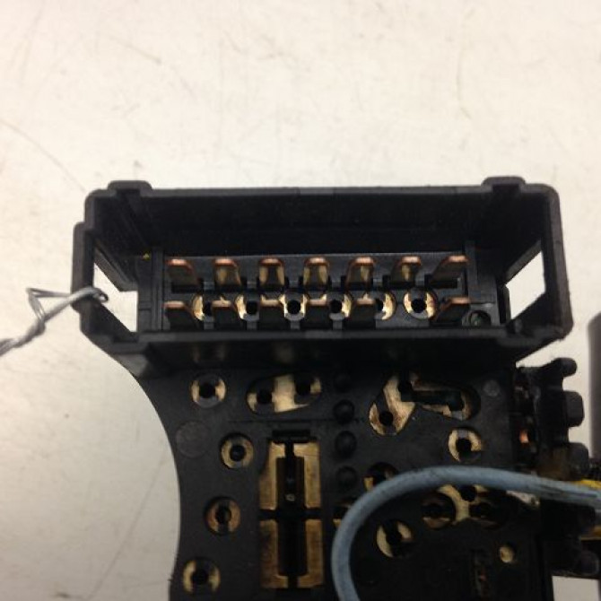 Commande clignotant occasion RENAULT CLIO II Phase 2 06-2001->07-2006 1.5 DCI 65ch 7701066570 4