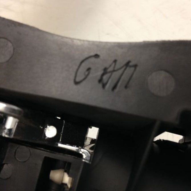 Poignee int porte avg occasion PEUGEOT 407 phase 1 SW 07-2004->07-2008 1.6 HDI 110ch 9143J9 3