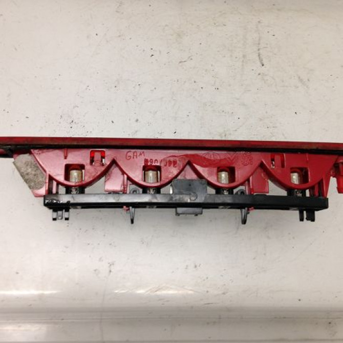 Feux stop supplementaire occasion PEUGEOT 107 Phase 1 06-2005->12-2008 1.4 HDI 1606372780 2