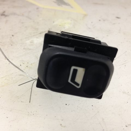 Commande lève-glace porte avant droite occasion CITROEN XSARA Phase 2 09-2000->12-2005 2.0 HDi 110ch 6552Z7