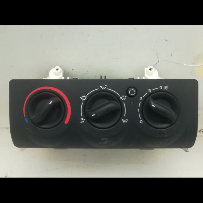 Commande de chauffage occasion RENAULT CLIO II Phase 2 06-2001->07-2006 1.2 1