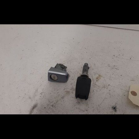 Kit serrures + antivol occasion OPEL ZAFIRA II Phase 2 01-2008->12-2014 1.7 CDTI 125ch