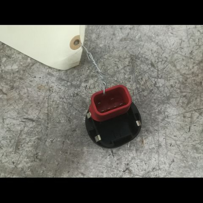 Commande lève-glace porte avant droite occasion FORD FIESTA V Phase 1 09-2002->10-2005 1.4 TDCI 2