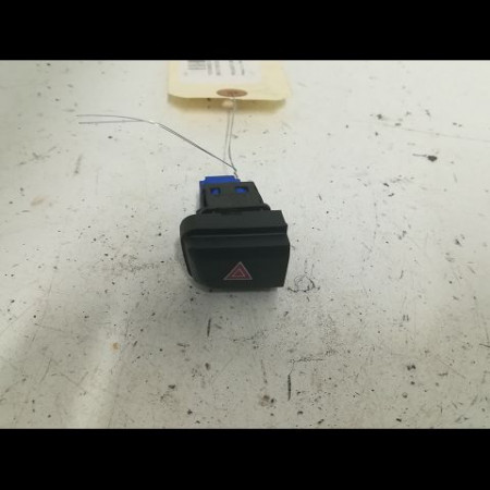 Bouton de warning occasion PEUGEOT 208 208 Phase 1 2012-03-01->2015-09-30 1.0 PURETECH 68ch 96750916ZD