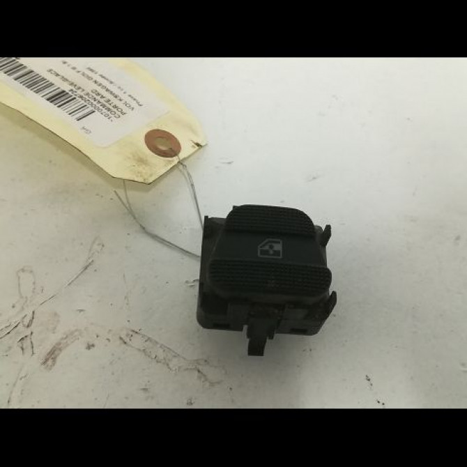 Commande leve-glace porte arrière droite occasion VOLKSWAGEN GOLF III Phase 1 01-1992->12-1997 1.8i 90ch 1
