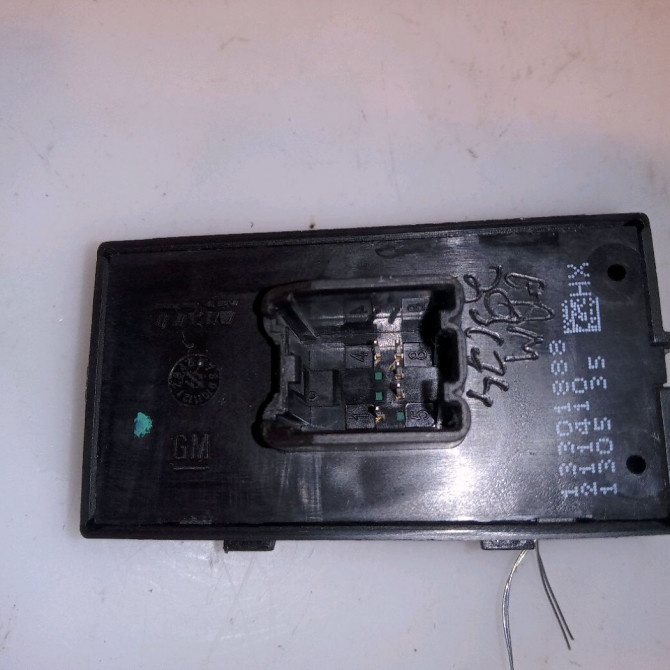 Commande leve-glace porte arrière gauche occasion OPEL ZAFIRA III Phase 1 11-2011->... 13301888 2