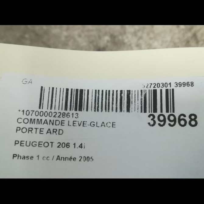 Commande leve-glace porte arrière droite occasion PEUGEOT 206 Phase 1 09-1998->03-2009 1.4i 3