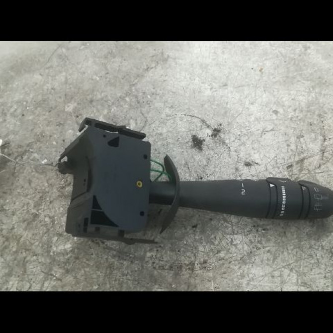 Commande essuie glace occasion RENAULT LAGUNA II Phase 1 11-2000->03-2005 1.9 DCI 110ch 7701048915 1