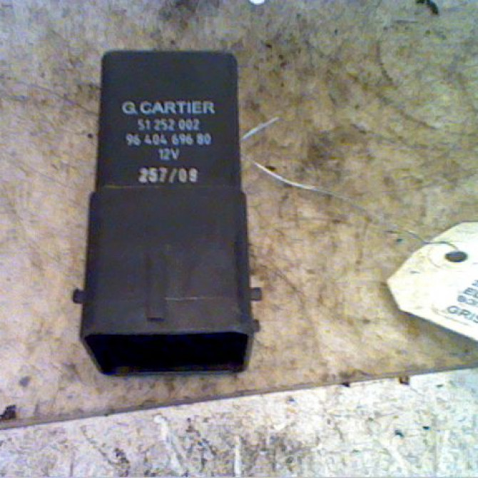 Boitier de préchauffage occasion PEUGEOT 206 + Phase 1 03-2009->05-2013 1.1i 8v 60ch 598140 2