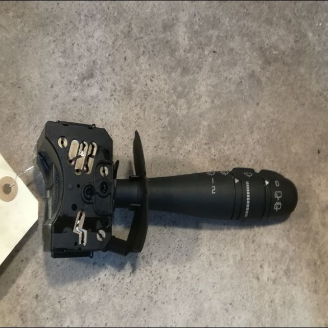 Commande essuie glace occasion RENAULT SCENIC I Phase 1 09-1996->08-1999 1.9 DTI 100ch 7701047262 1