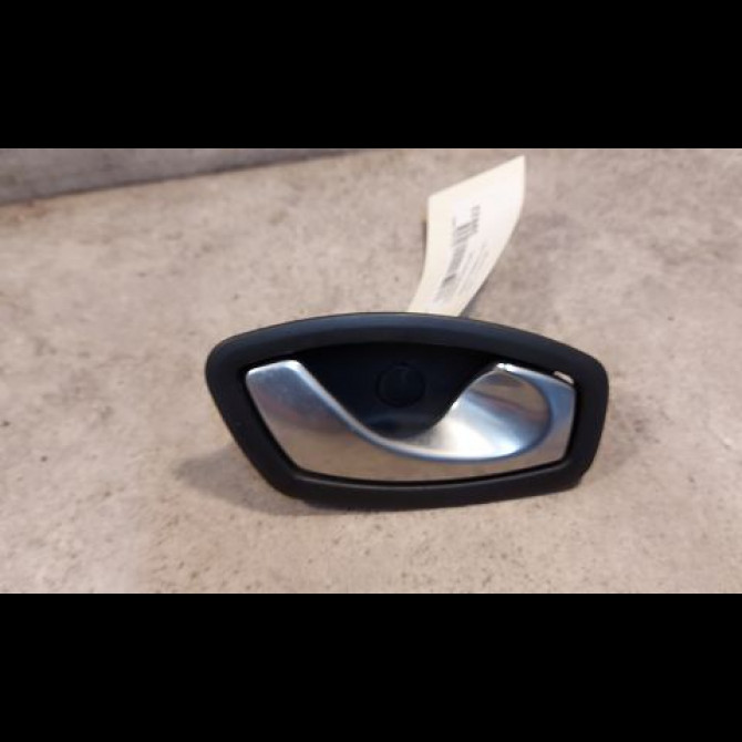 Poignee int porte ard occasion RENAULT SCENIC III Phase 1 04-2009->11-2011 1.5 DCI 105ch 826720001R 1