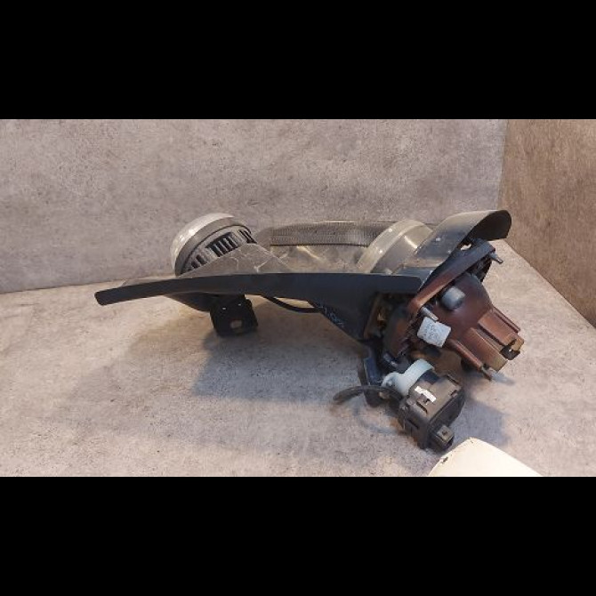 Phare droit occasion BOLLORE BLUECAR Phase 1 01-2011->... ELEC 2