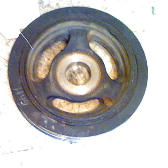 Poulie de vilebrequin occasion PEUGEOT 206 + Phase 1 03-2009->05-2013 1.1i 8v 60ch 0515T3 2