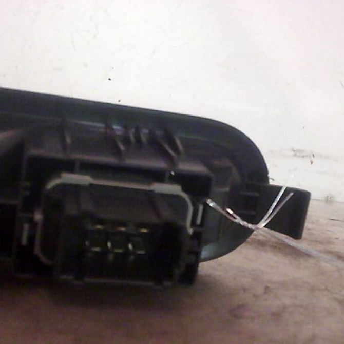 Commande leve-glace porte arrière gauche occasion RENAULT MODUS Phase 2 01-2008->12-2012 1.5 DCI 85ch 8200214936 2