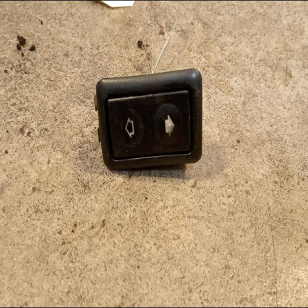 Commande lève-glace porte avant droite occasion NISSAN MICRA II Phase 2 01-1996->04-1998 1.0i