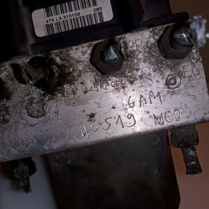 Unité hydraulique ABS occasion TOYOTA COROLLA VERSO II Phase 1 05-2004->06-2007 136 D-4D 440500F030 5