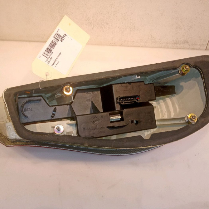 Feu arrière droit occasion 2