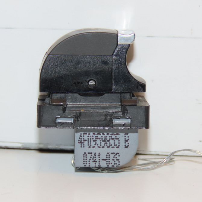 Commande leve-glace porte arrière droite occasion AUDI A3 II Phase 2 06-2008->07-2012 1.6 TDi 105ch 4F0959855B5PR 2