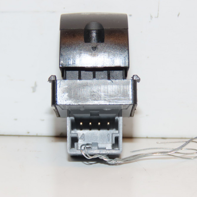 Commande leve-glace porte arrière droite occasion AUDI A3 II Phase 2 06-2008->07-2012 1.6 TDi 105ch 4F0959855B5PR 3