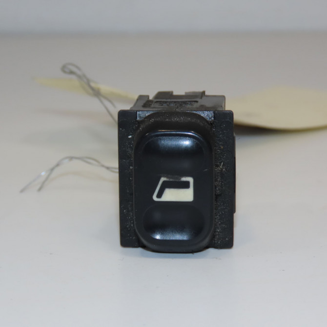 Commande lève-glace porte avant droite occasion CITROEN BERLINGO I Phase 1 09-1996->11-2002 2.0 HDi 6552NW 1