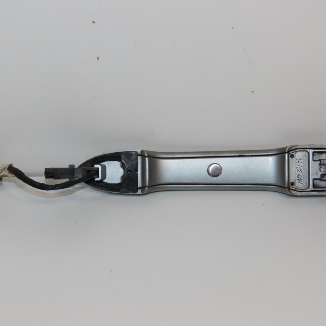 Poignee ext porte avd occasion RENAULT SCENIC II Phase 1 03-2004->09-2006 1.5 DCI 100ch 7701209579 2