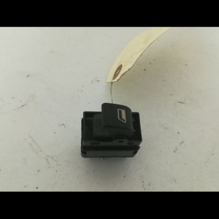 Commande leve-glace porte arrière droite occasion PEUGEOT 206 Phase 2 02-2003->02-2009 2.0 HDI 90ch