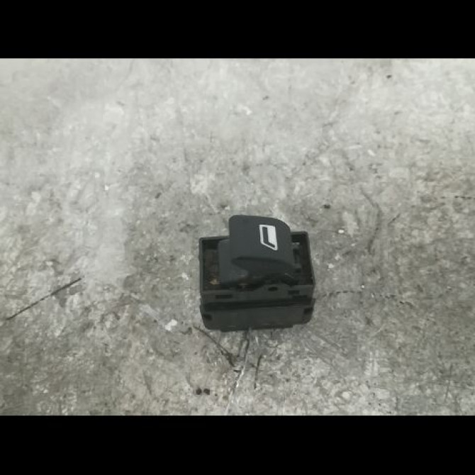 Commande leve-glace porte arrière gauche occasion PEUGEOT 206 Phase 1 09-1998->03-2009 1.4i 1