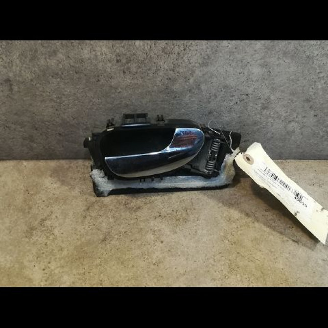 Poignee int porte avd occasion PEUGEOT 307 9143F0 1