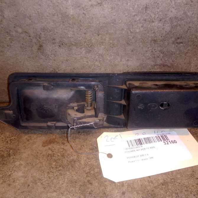 Poignee int porte arg occasion PEUGEOT 205 Phase 1 03-1983->07-1987 1.1i 914358 2
