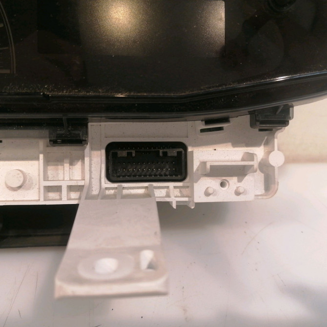 Compteur occasion TOYOTA YARIS II Phase 2 01-2009->05-2011 838000D070 2