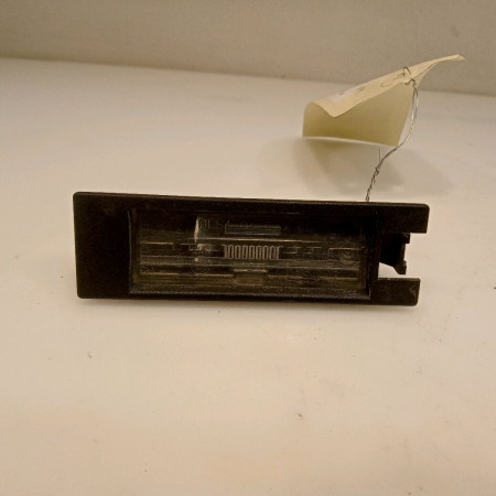 Eclaireur plaque de police g occasion OPEL INSIGNIA Phase 1 01-2009->03-2013 13251936