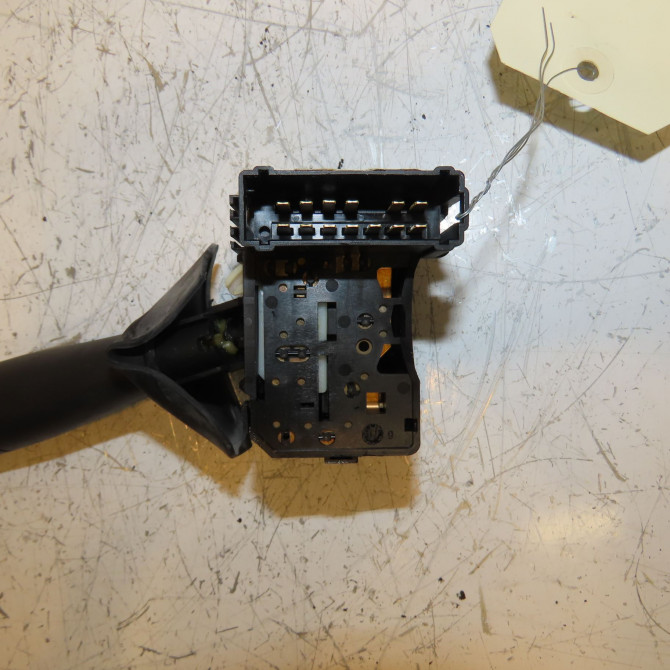 Commande essuie glace occasion DACIA SANDERO I Phase 1 06-2008->10-2012 1.2 16v 75ch 6001551357 3