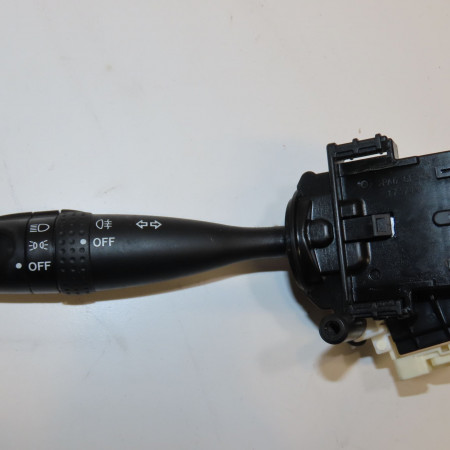 Commande clignotant occasion OPEL AGILA II Phase 1 03-2008->12-2014 1.0i 65ch 93196988