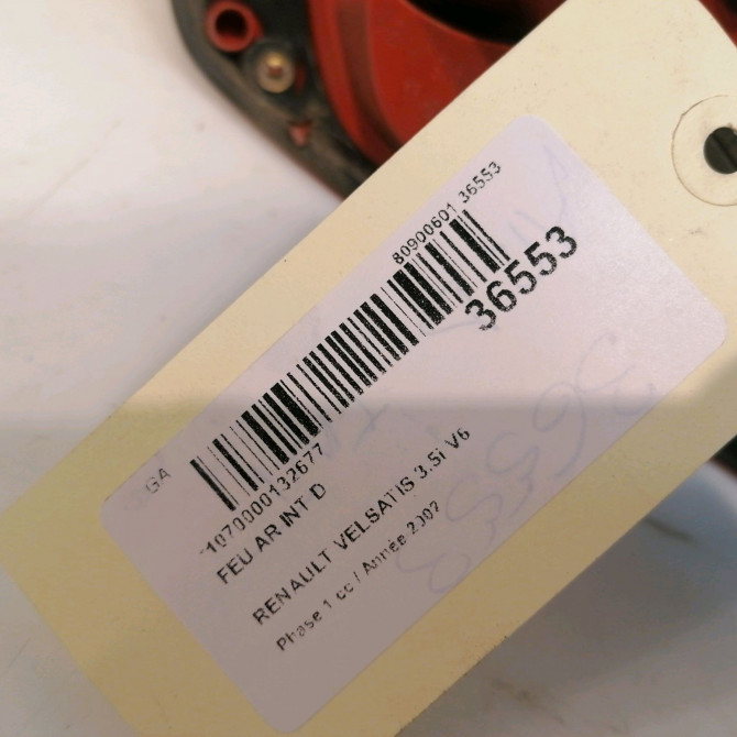 Feu arrière intérieur droit occasion RENAULT VELSATIS Phase 1 01-2002->04-2005 3.5i V6 240ch 5